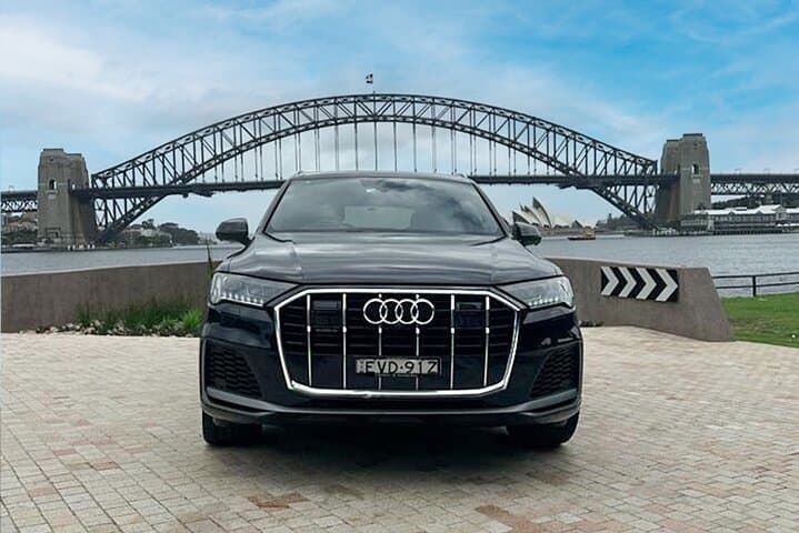 Luxury Sydney Harbour Catamaran and Private Chauffeur Tour photo 2