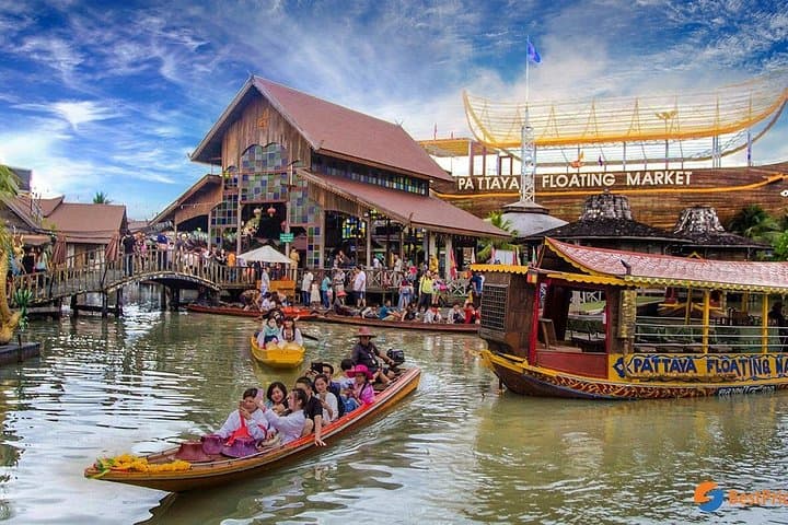 Pattaya City & Floating Market Half-Day Tour: Big Buddha, Viewpoints & Local Lunch photo 3