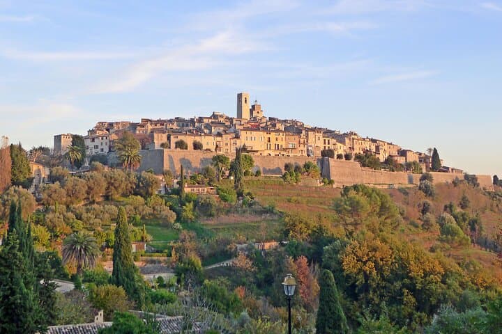 Explore Provence & the Riviera: Full-Day Tour from Nice to Antibes, Grasse, Saint‑Paul‑de‑Vence & Gourdon