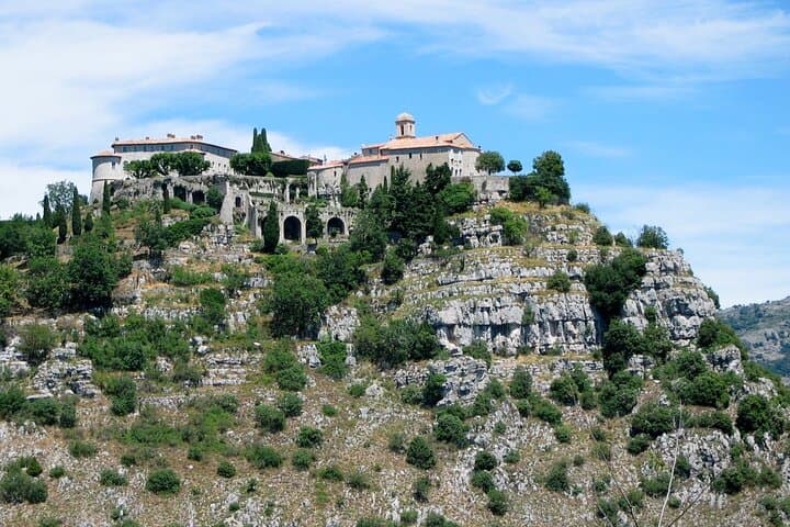 Half-Day Tour from Nice to Gourdon, Saint-Paul-de-Vence, Tourrettes & Grasse photo 3