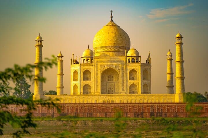 Golden Triangle 3-Day: Taj Mahal Sunrise, Agra & Jaipur Private Tour photo 2
