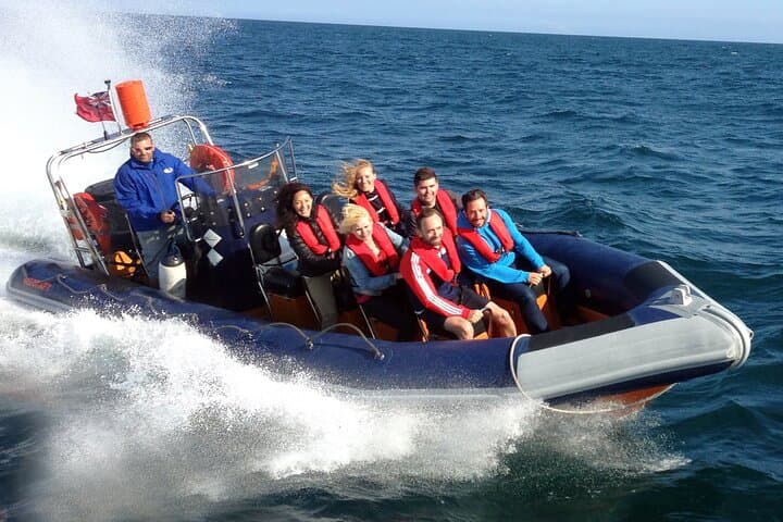 High-Speed Powerboat Ride in Barcelona: 1-Hour Coastal Adventure