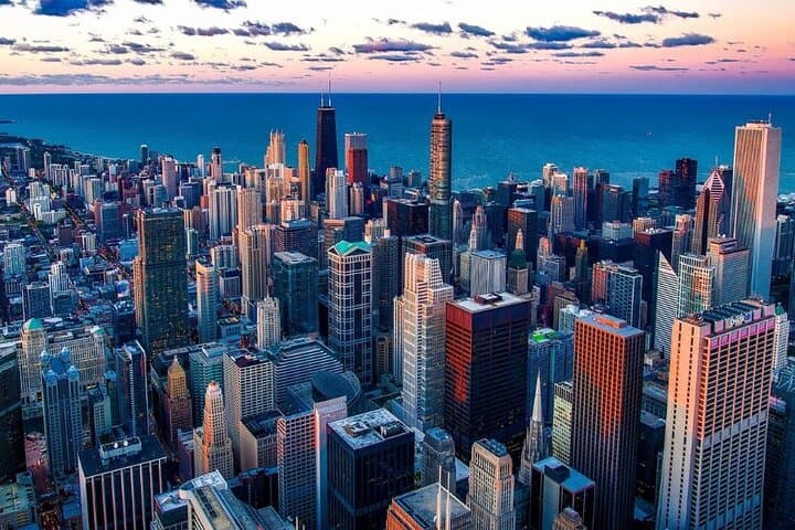 Chicago Custom Private Walking Tour with a Local Guide photo 4