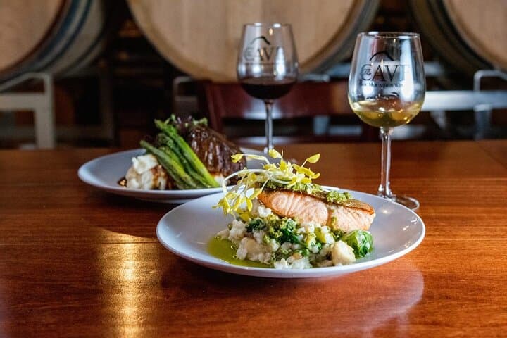 Temecula Weekday Wine Tour: 3-Winery Tasting, Lunch & Local Pickup photo 5
