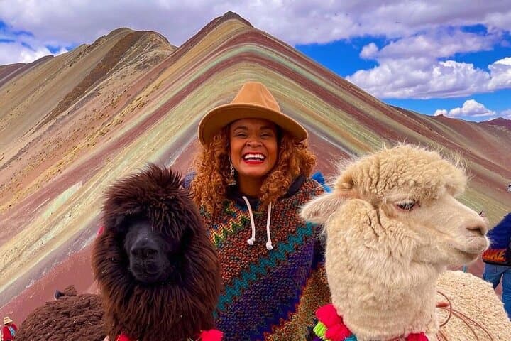 Early-Morning Rainbow Mountain Hike from Cusco — Vinicunca Day Tour Guide photo 5