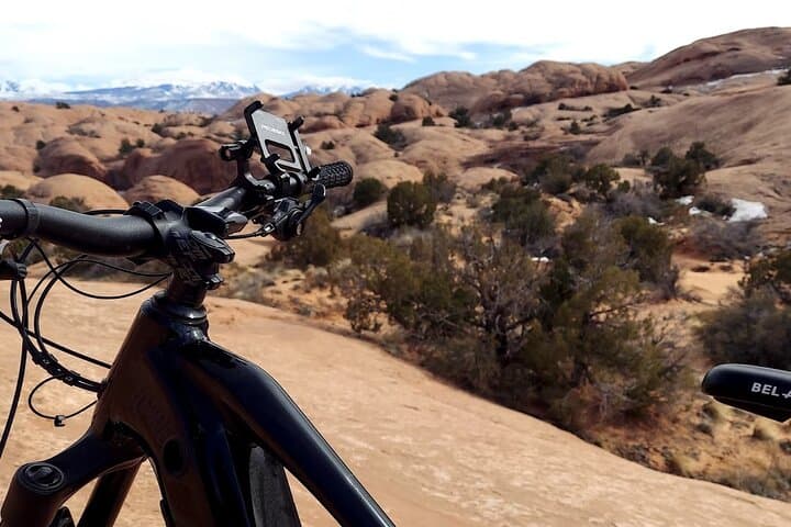 Moab Extreme E-MTB on Slickrock: Guided Pedego Elevate Adventure photo 3