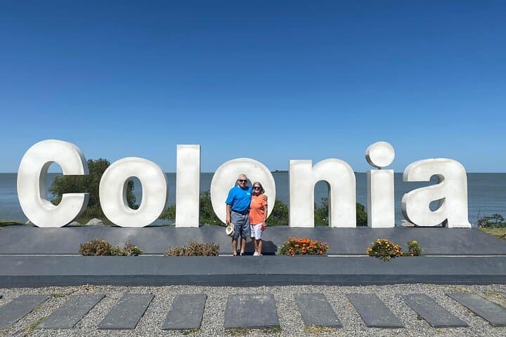 Private Day Trip to Colonia del Sacramento: Explore Uruguay's Colonial Waterfront