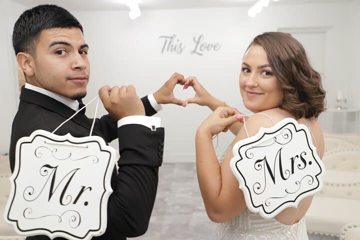 Eternity Chapel Wedding Package in Las Vegas: Intimate Ceremony & Photos photo 3