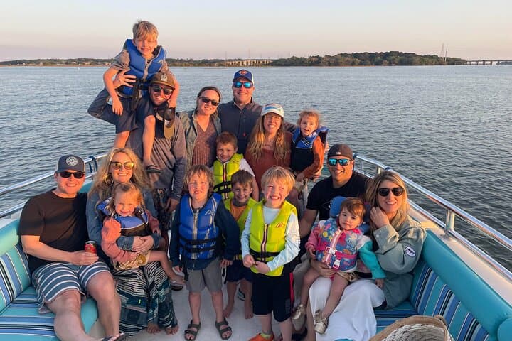 Hilton Head Large-Group Private Sunset Cruise: Dolphins, Sandbars & Harbour Town Views