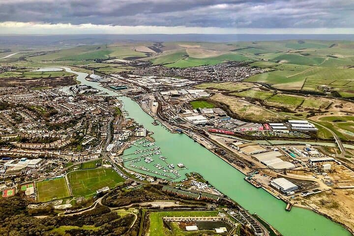 South Coast Helicopter Tour from Redhill: Gatwick to Beachy Head in 60 Minutes photo 3