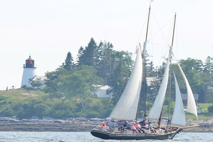 Schooner Applejack Day Sail: 2-Hour Boothbay Harbor Cruise photo 3