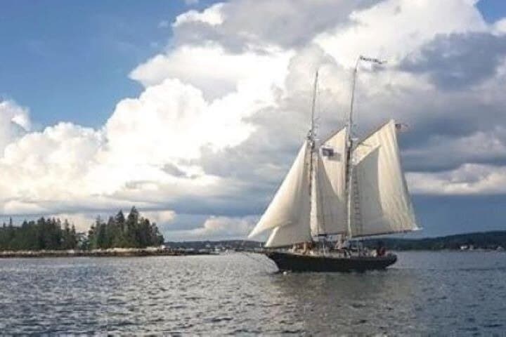 Sunset on the Schooner Applejack: Boothbay Harbor Windjammer Cruise photo 4