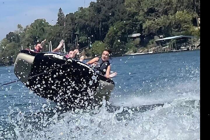 Private Half-Day Boat Tubing on the Sacramento River: Wake, Tube, and Scenic Views