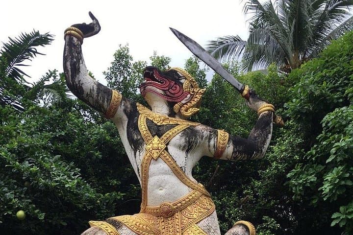 Battambang History Walking Tour: Colonial Streets, Khmer Rouge Sites & Local Culture photo 3