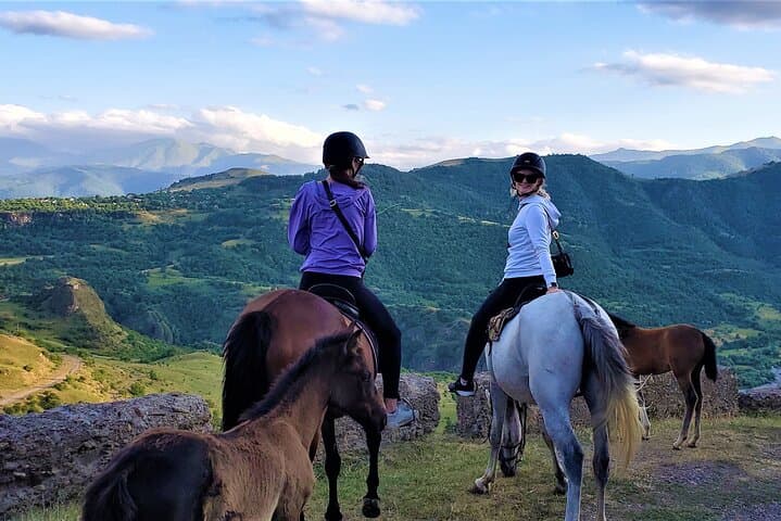 Lori Canyon Multi-Day Adventure: Horseback Riding, Hikes & Rafting in Armenia
