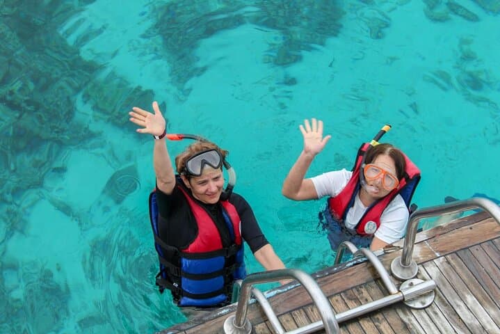 Private Giftun Island Boat Tour with Snorkeling and Lunch from Hurghada photo 5