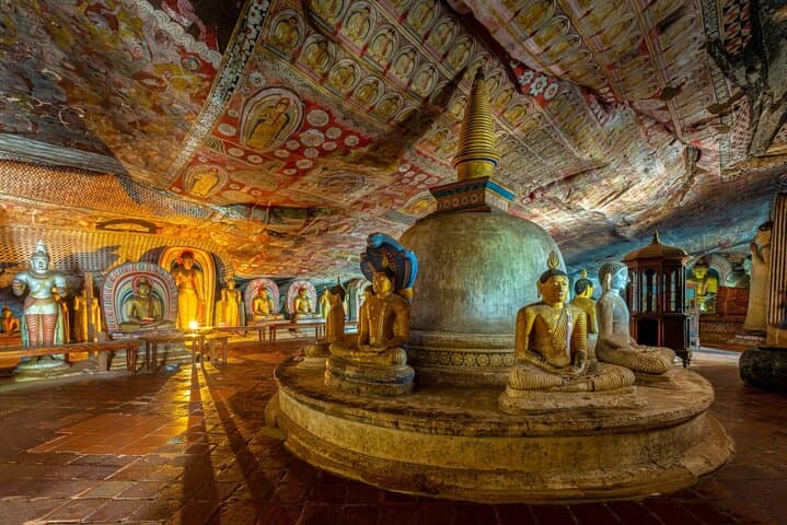 Sigiriya and Dambulla Day Tour from Trincomalee — Climb Lion Rock & Visit Dambulla Cave Temple photo 3