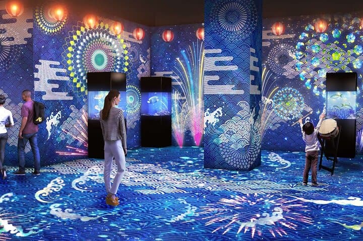Maxell Aqua Park Shinagawa: Tokyo's LED-Lit Aquarium Experience