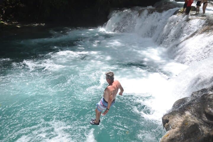 Blue Hole Secret Falls: Ocho Rios Waterfall, Rope Swings & Jamaican Fruit Tasting photo 4