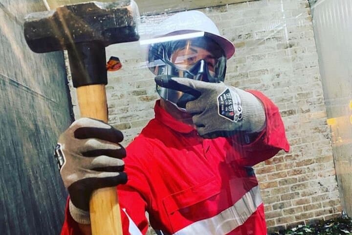 Hunter Valley Adventure Package: Escape, Smash & Axe Throwing photo 5