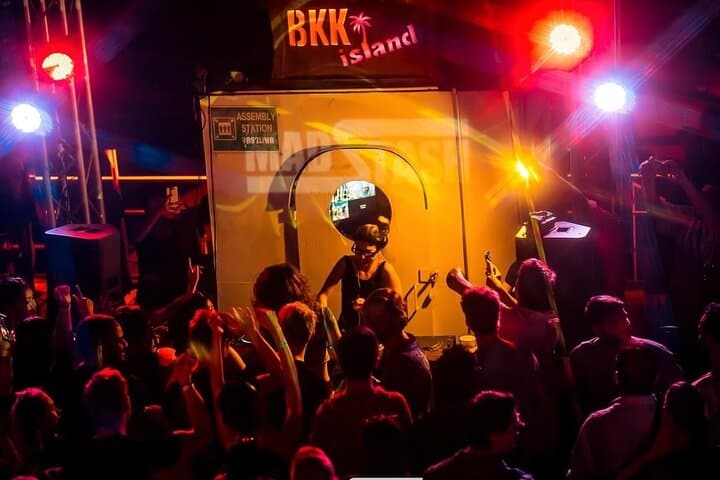 Bangkok Boat Party Cruise on the Chao Phraya — Nighttime DJs & Skyline Views photo 4