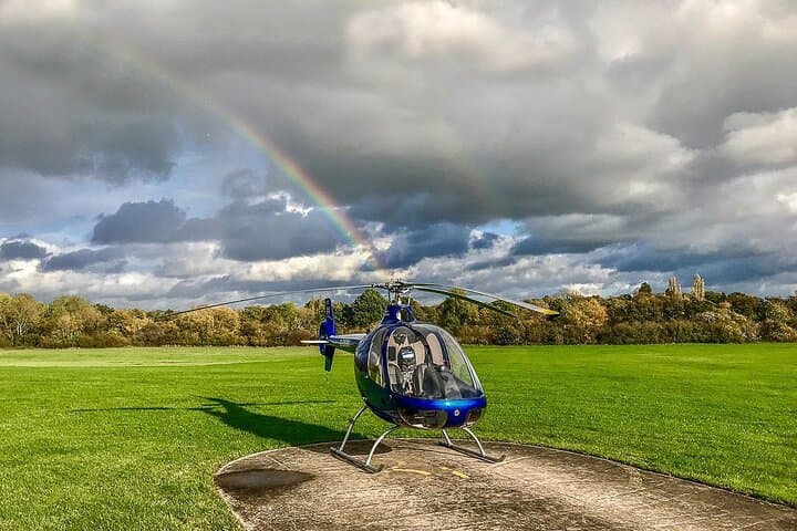 Redhill Helicopter Explorer Lesson: Hands-On 45-Minute Trial Flight Over Surrey photo 6