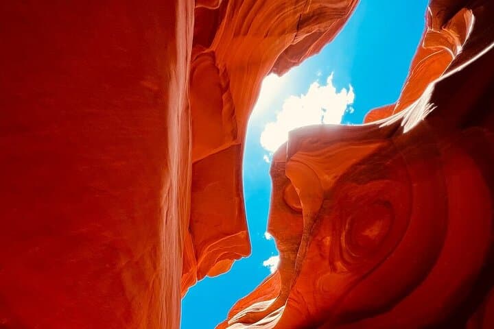 7-Day Antelope Canyon to Yellowstone Guided Tour from Los Angeles
