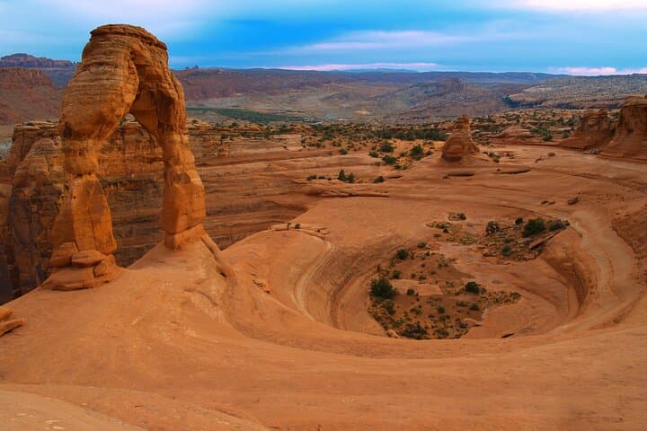 Explore Arches National Park: Private Guided Hike Through Iconic Natural Arches photo 3