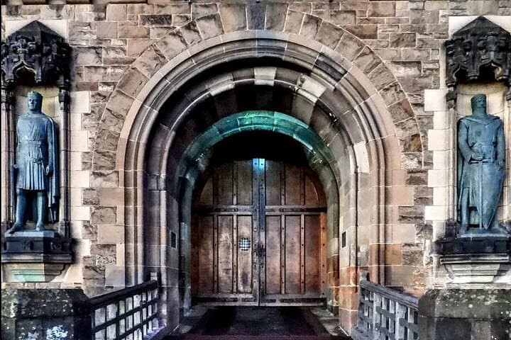 Edinburgh Castle Guided Tour: Skip‑the‑Line Tickets & Historic Highlights photo 3