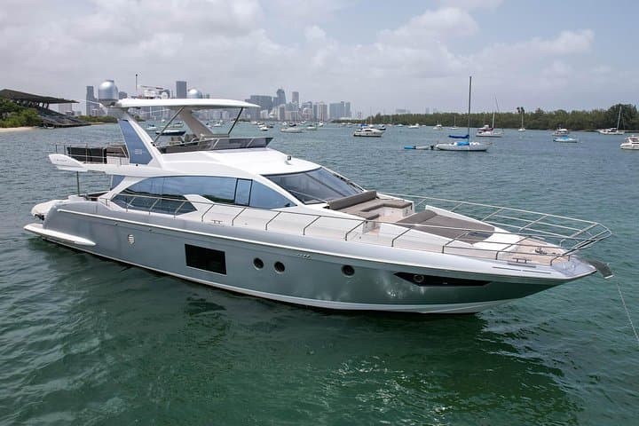 Haulover Sandbar Luxury Yacht Charter: 4-Hour Azimut Cruise from Miami photo 1