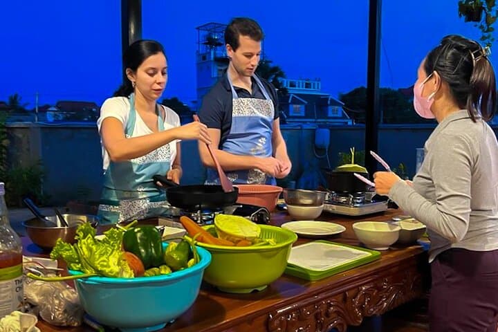 Siem Reap Cooking Class: Market Tour & Hands-On Khmer Cooking Experience
