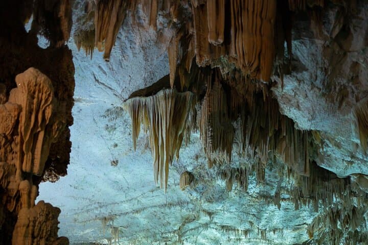 3-Day Lebanon Essentials: Jeita Grotto, Byblos, Baalbek & Beirut Tour photo 3