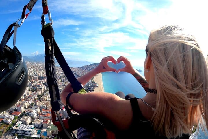 Tandem Paragliding Over Alanya: Cleopatra Beach Flight from Antalya