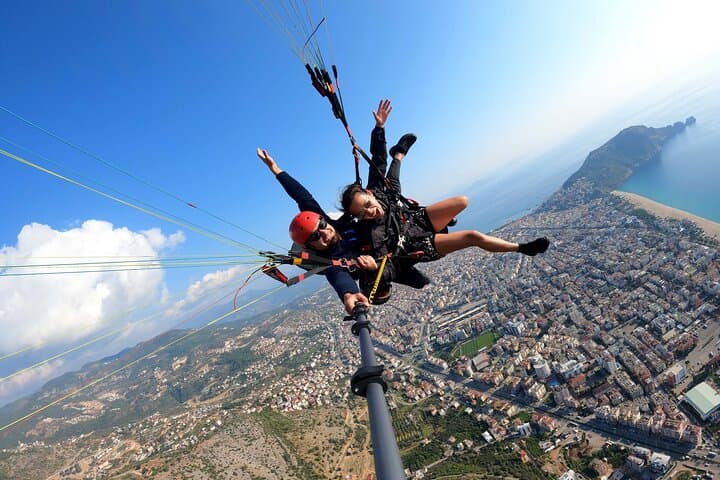 Tandem Paragliding Over Alanya: Cleopatra Beach Flight from Antalya photo 2