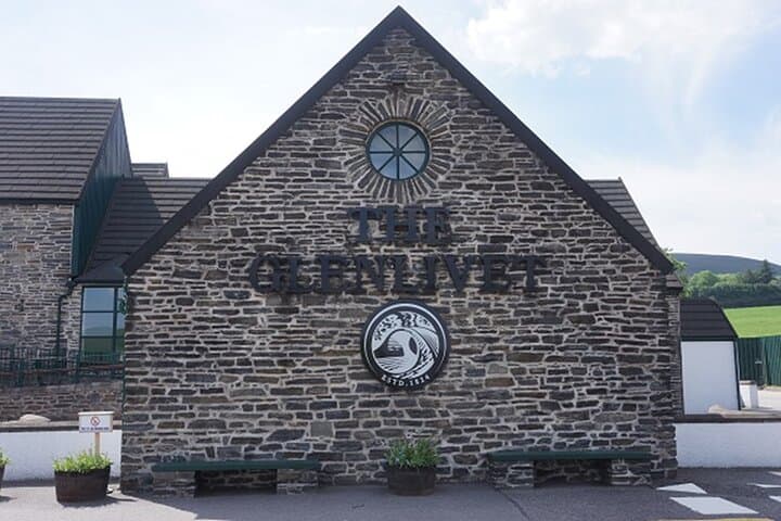 Private Executive Highland Tour from Inverness: Culloden, Clava Cairns & Loch Ness photo 3