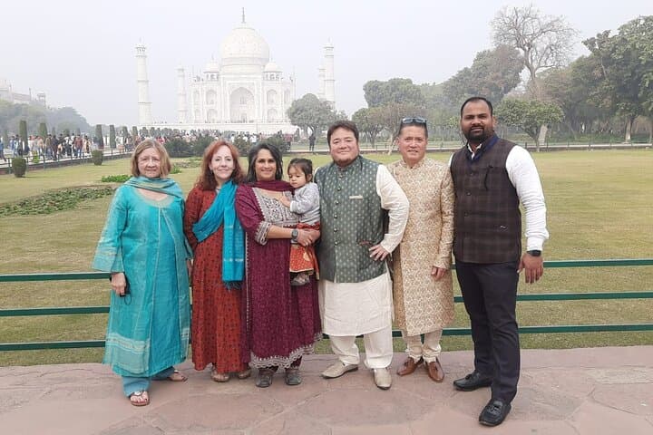 Same-Day Taj Mahal & Agra Fort Tour from Delhi: Private Car Excursion photo 6