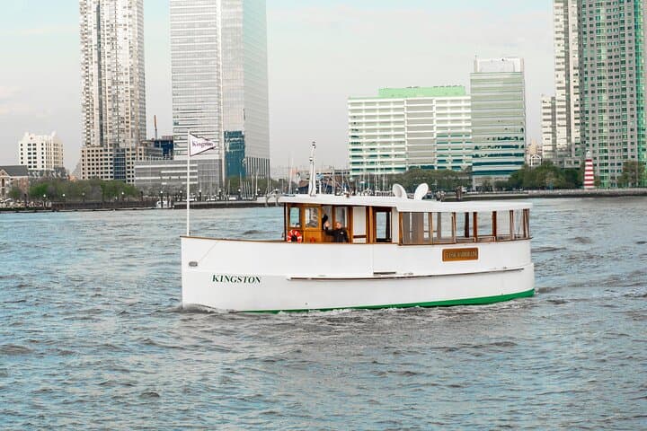 Experience NYC's Sunset Majesty on a Yacht Cruise photo 2