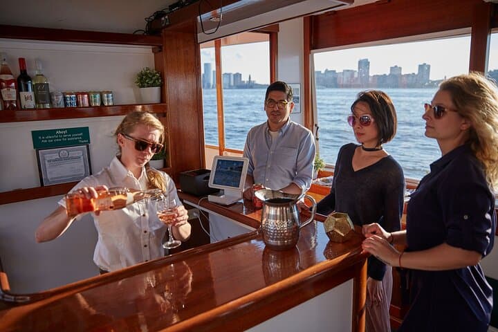 Experience NYC's Sunset Majesty on a Yacht Cruise photo 3