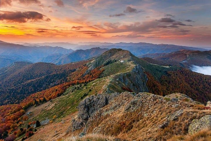Chairlift to Levski Peak: Hiking & Paragliding in Central Balkan National Park