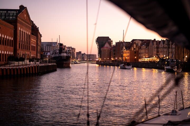 Gdańsk Sunset Cruise: Port Sights, Prosecco & Bay Sailing