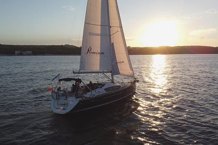 Sopot Sunset Cruise: Prosecco on the Bay and Tri-City Horizons photo 4