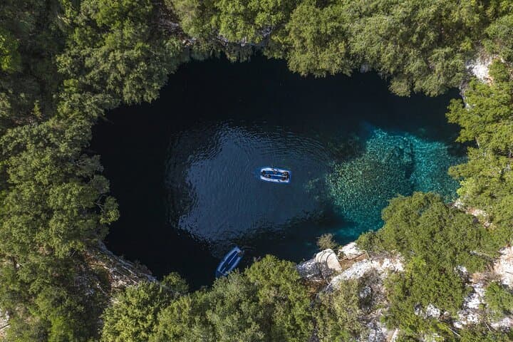 Private Kefalonia Excursion: Wine Tasting, Melissani Cave & Myrtos Viewpoint photo 3
