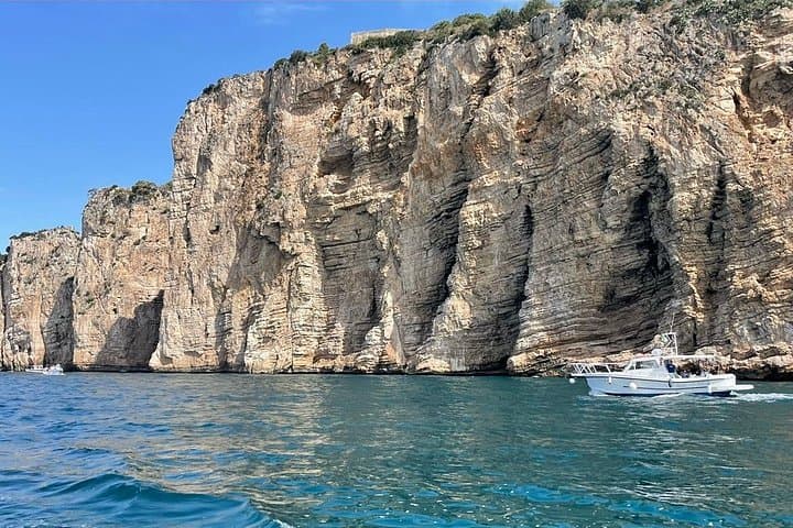 Boat Tour of Gaeta and Sperlonga: Swim Caves, Cliffs & Coastal History photo 4