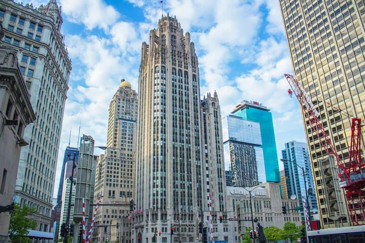 Magnificent Mile Architecture Walking Tour with 360 Chicago Upgrade photo 4