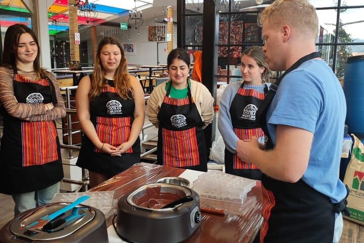 From Bean to Bonbon: Hands-On Organic Chocolate Workshop in Cusco photo 6