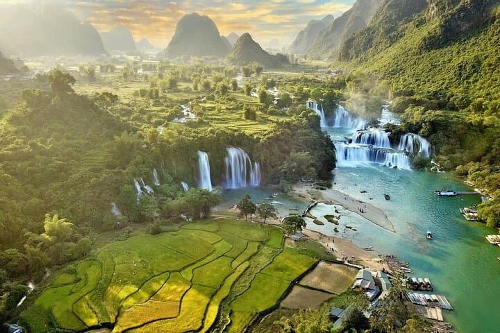 Ban Gioc Waterfalls 2-Day Tour from Hanoi: Nguom Ngao Cave & Mat Than Mountain photo 4