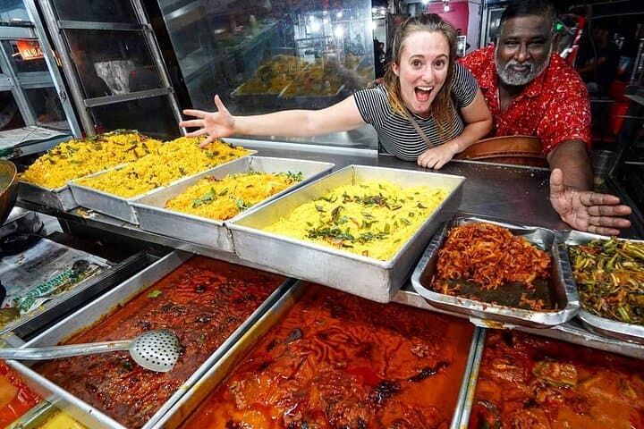 Colombo Street Food Walking Tour: Pettah Market & Fort – AM & PM photo 3