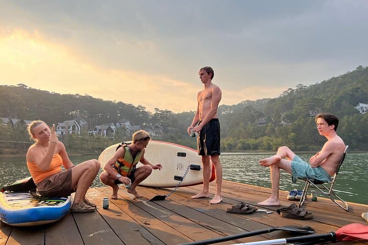 Tuyen Lam Lake Kayak & SUP: Half-Day Paddling Around Da Lat’s Pine-Crowned Peninsula photo 2