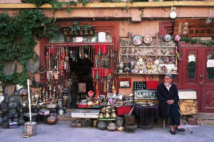 17-Day Silk Road Guided Tour in China — Xi'an to Kashgar Cultural Journey photo 2