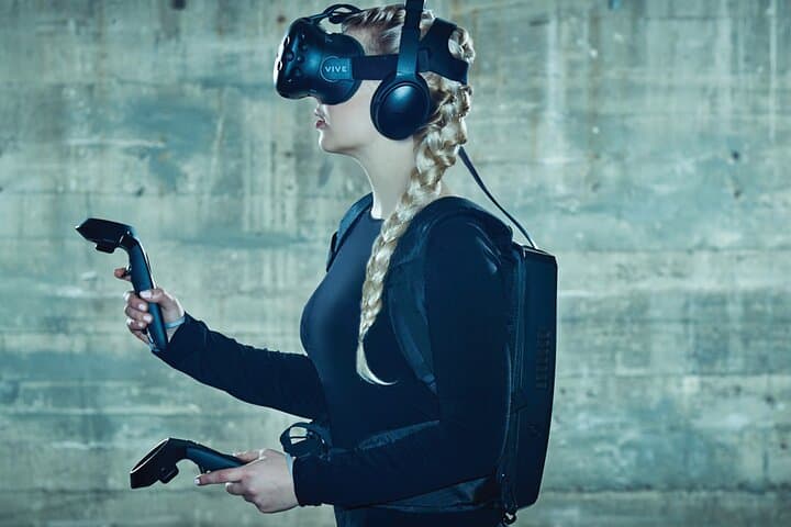 Immersive VR Escape Room Near Hamburg — Team Puzzles & Virtual Adventure photo 5